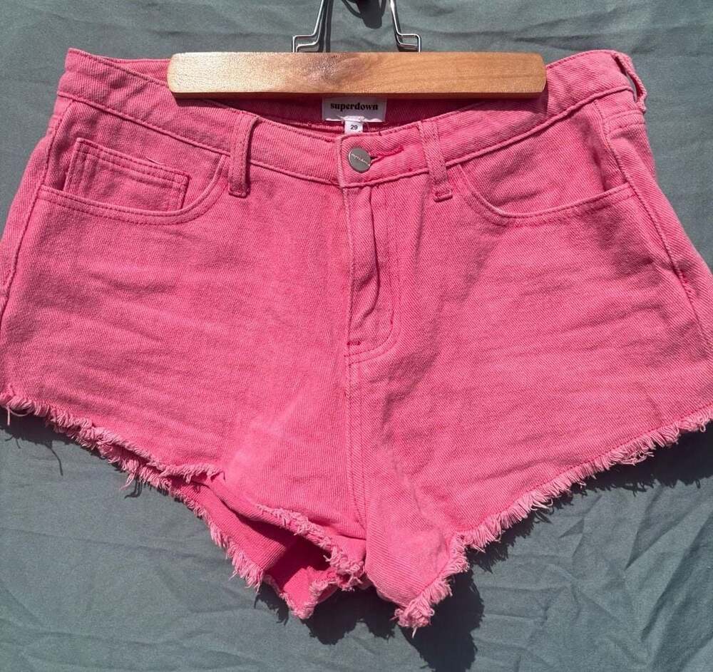 SUPERDOWN Pink Denim Shorts Size 30 M (8-10)